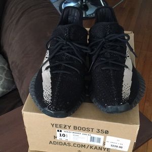 Yeezy 350v2